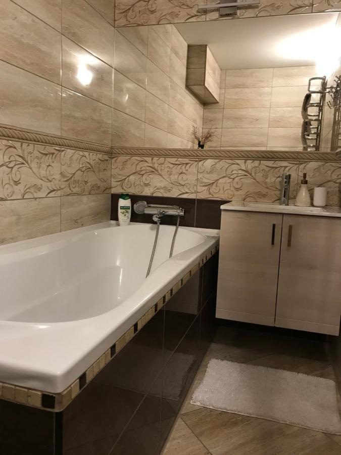 City Chic Rental Валмиера Экстерьер фото